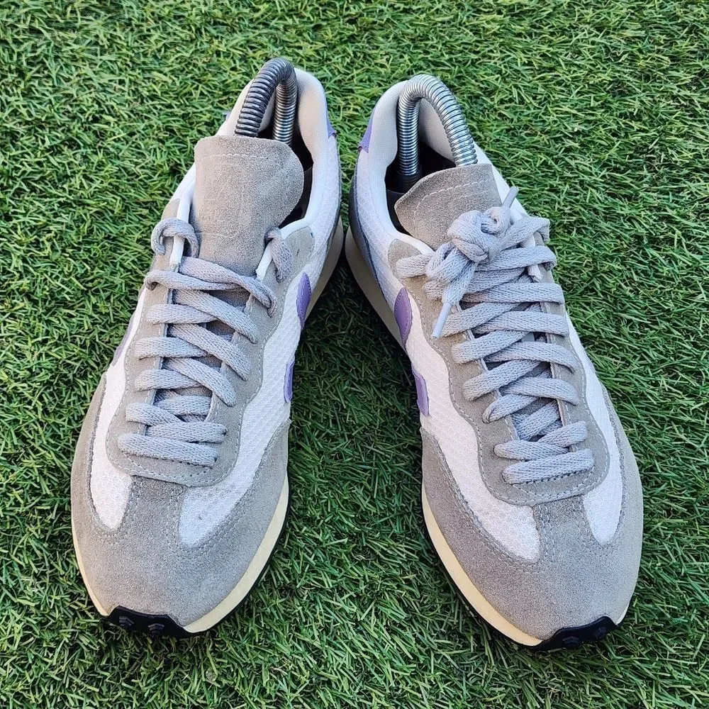 Veja pre owned